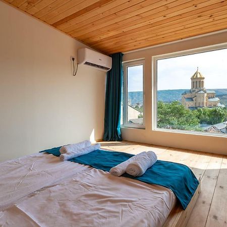 Giorgi'S Apartment Tbilisi ภายนอก รูปภาพ